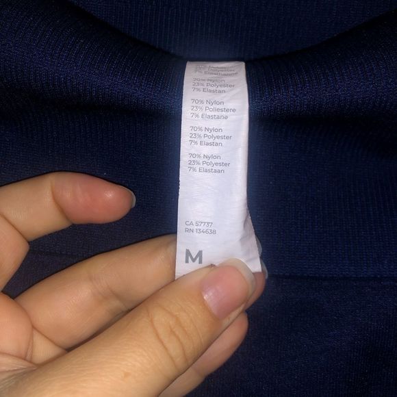 Like new Fabletics extended 3 piece outfit - Picture 16 of 16